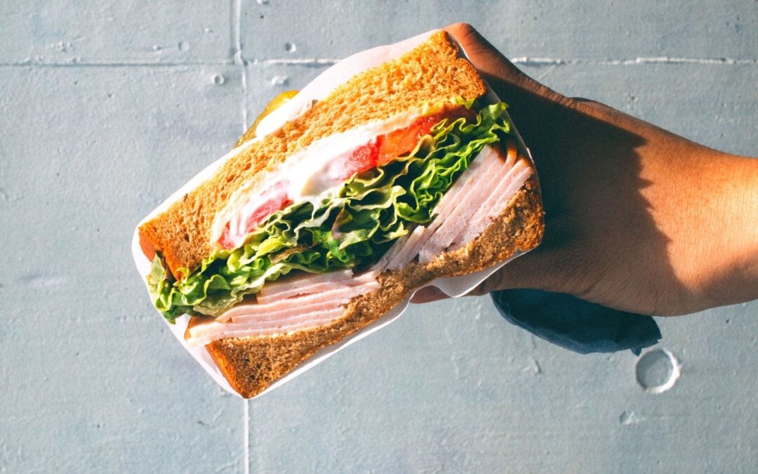 Sandwich à la pause déj : nos conseils pour un repas équilibré et rassasiant